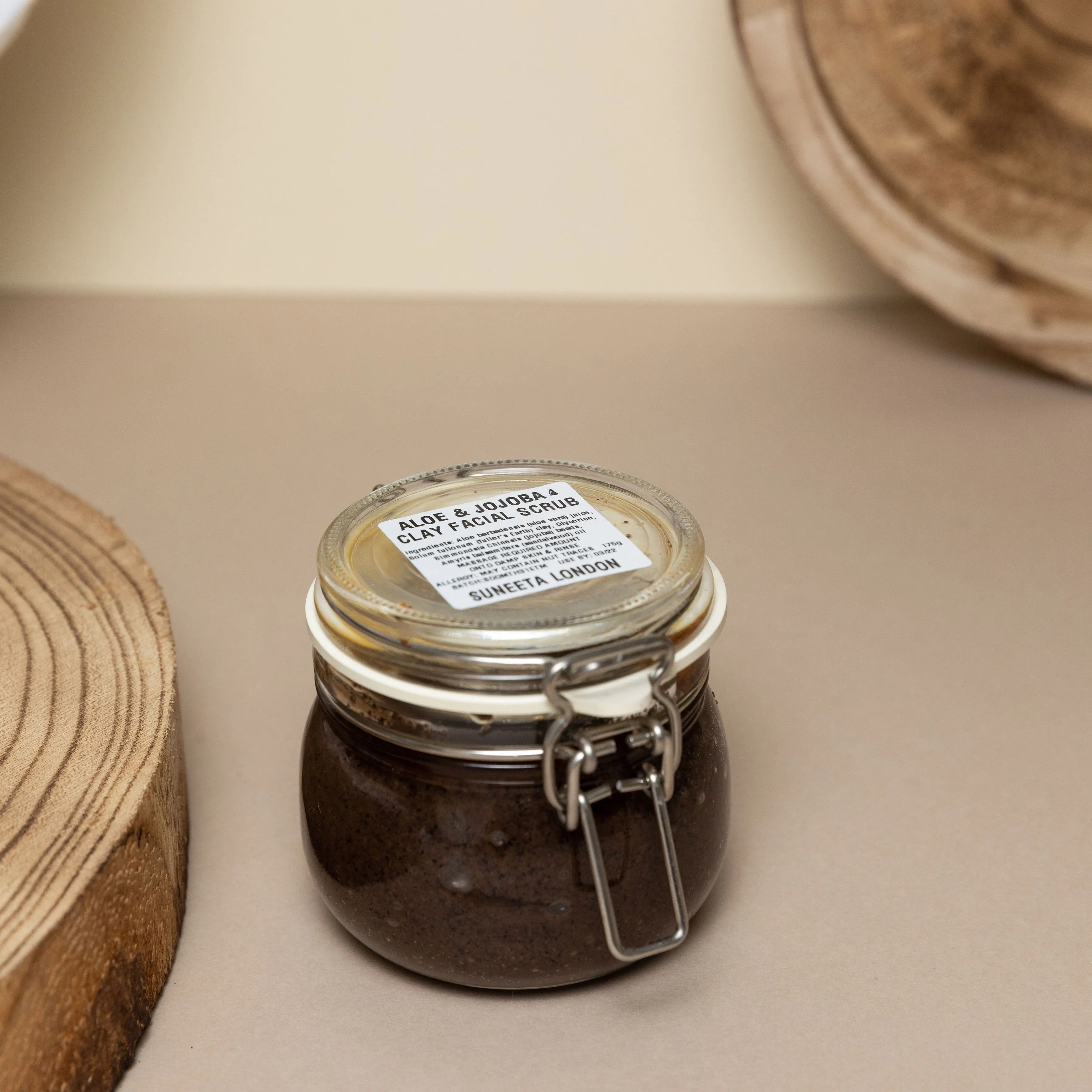 Aloe & Jojoba Clay Facial Scrub with Sandalwood *Sale*