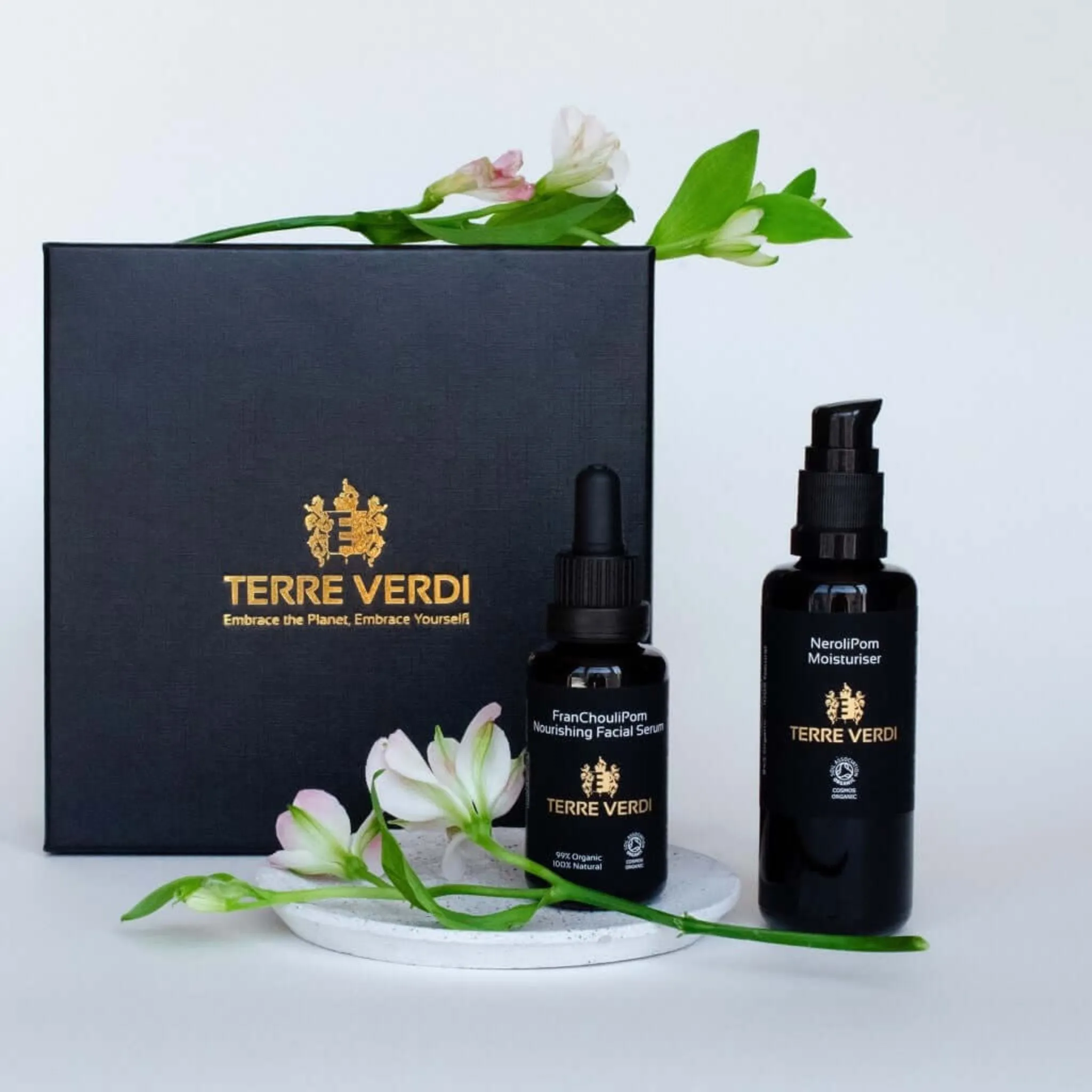 Organic Moisturiser Gift Set - The Nourishing Box – Luxury Skincare Gift Set