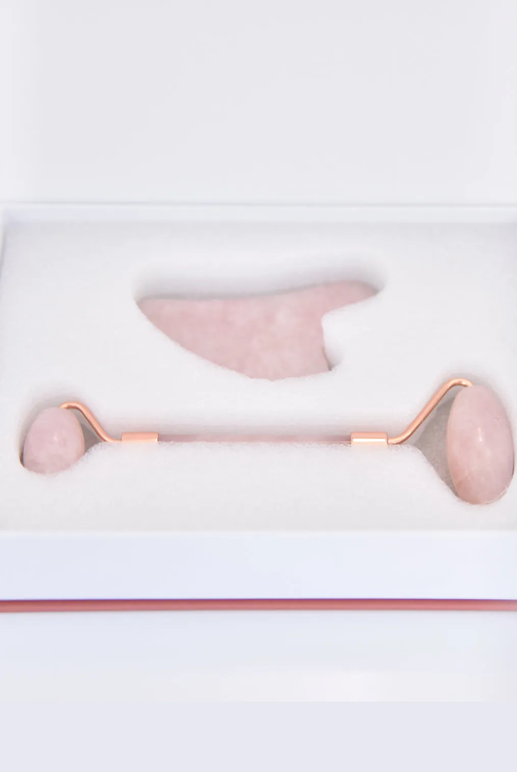 Rose Quartz DUO: Facial Roller & Gua Sha